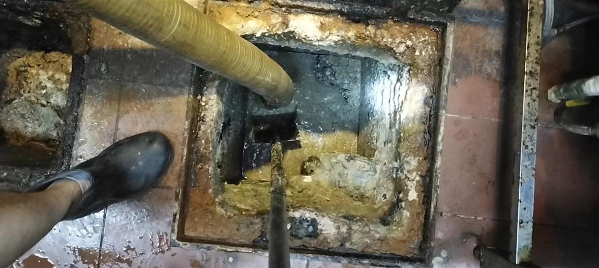 福山镇化油池清理-污水池清掏